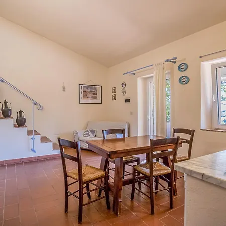 Holiday home Casale Le Pitte